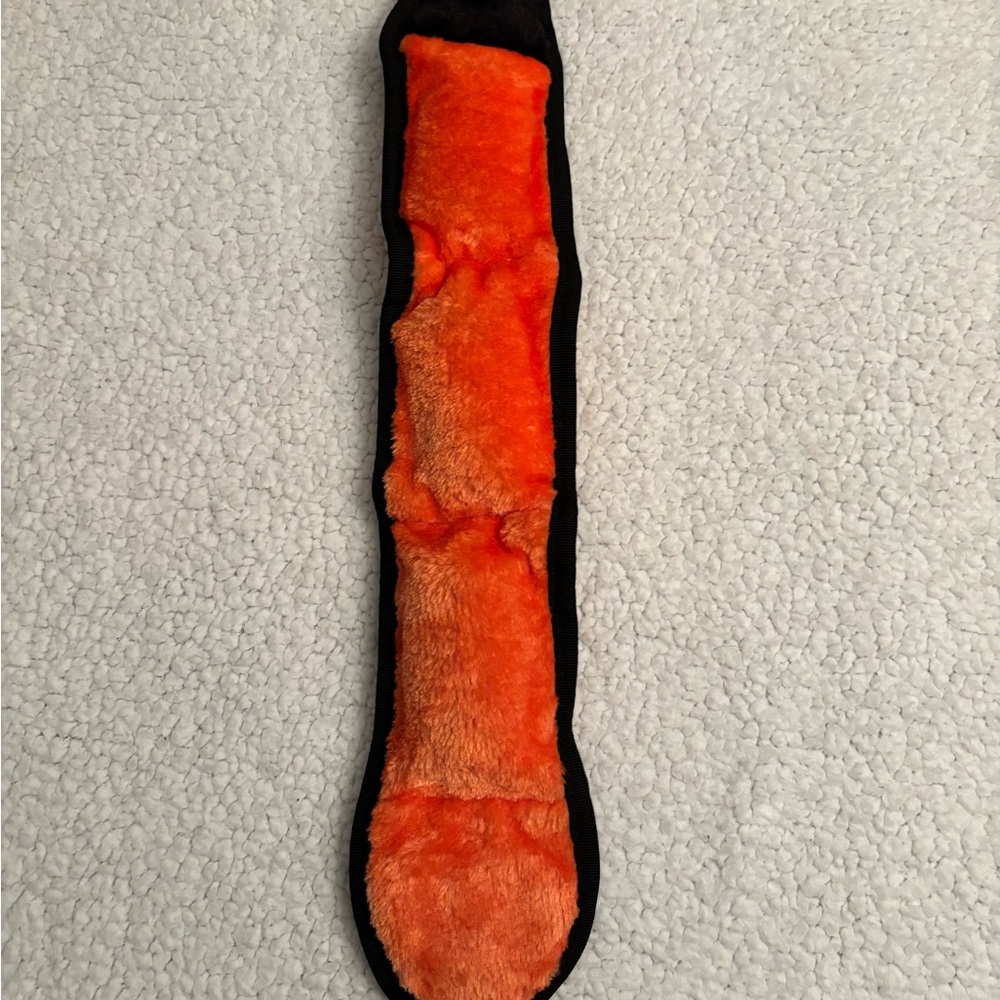 BRAND NEW DOG TOYS. Three Assorted Squeaky Toys. All Different. - Picture 6 of 12